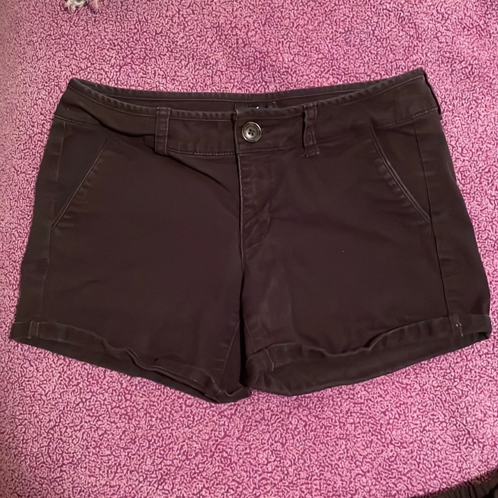 American Eagle Size 2 black shorts
